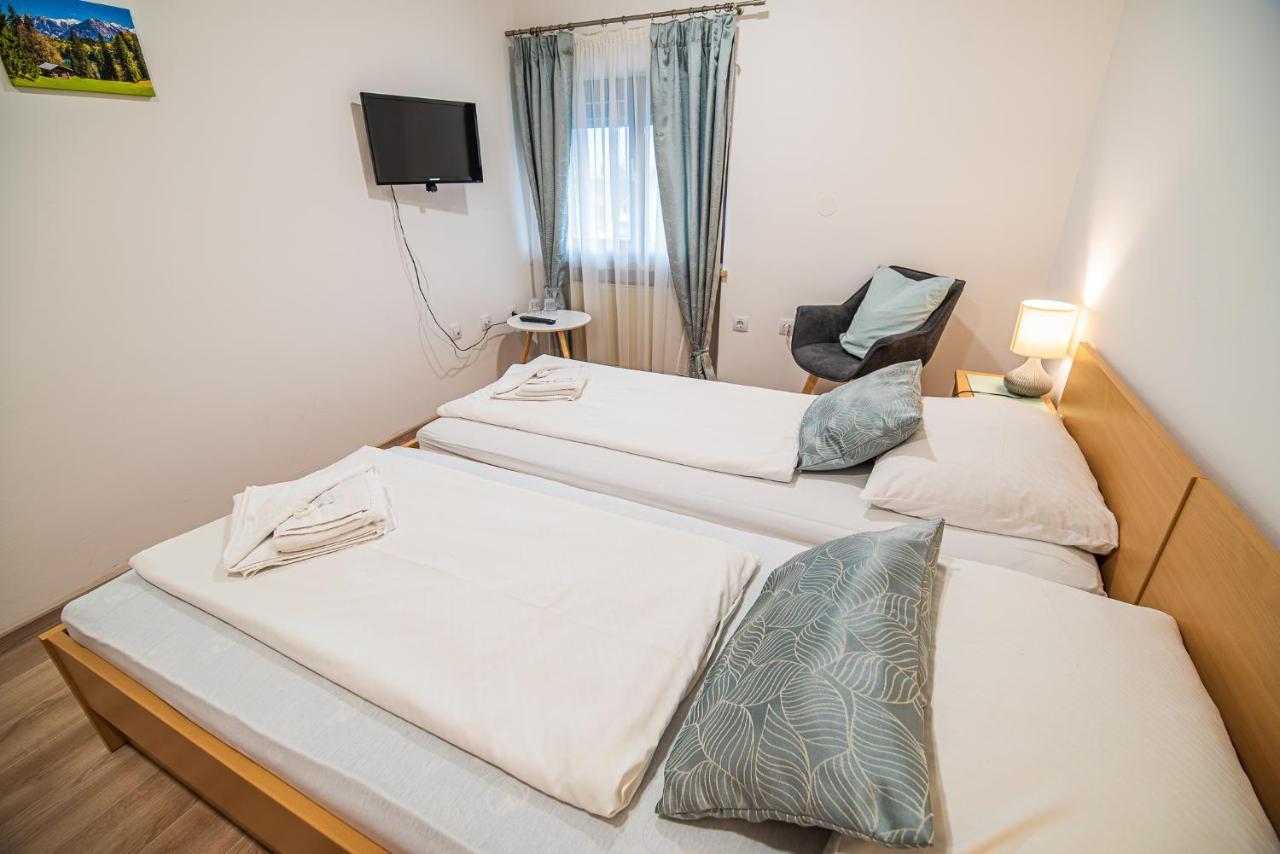 Penzion Leski Dvor 3*